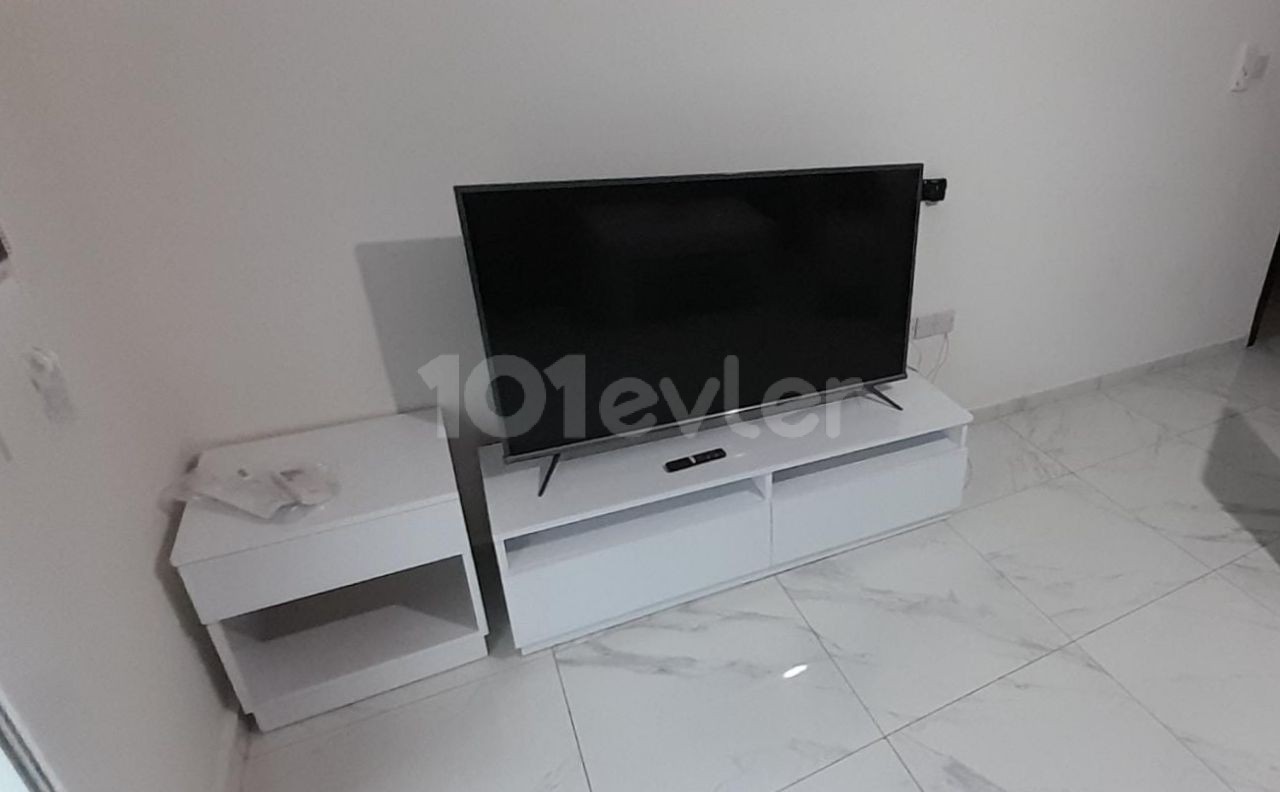 GİRNE MERKEZDE 1+1 SATILIK DAİRE