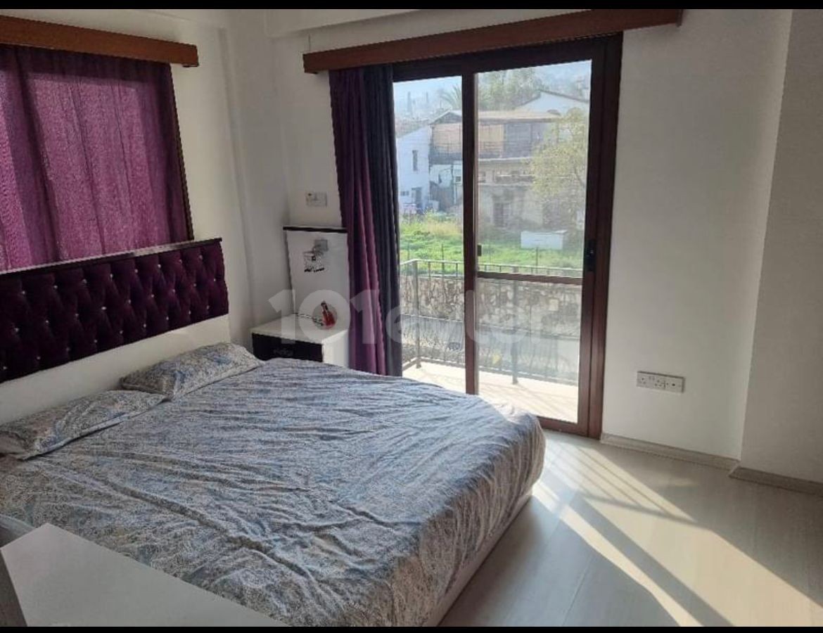 GİRNE OZANKÖY'DE TURK MALI  SATILIK 3+1 FULL EŞYALI DAİRE