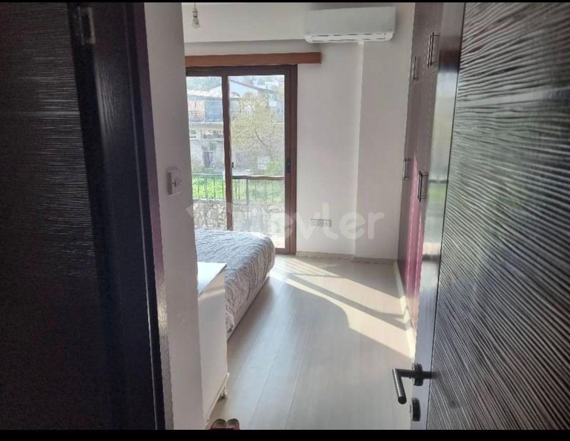 GİRNE OZANKÖY'DE TURK MALI  SATILIK 3+1 FULL EŞYALI DAİRE