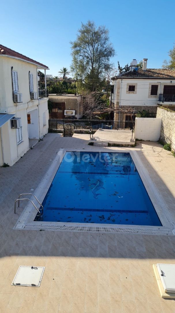 2 VILLAS FOR SALE IN 1200m2 LAND IN LAPTA, GİRNE