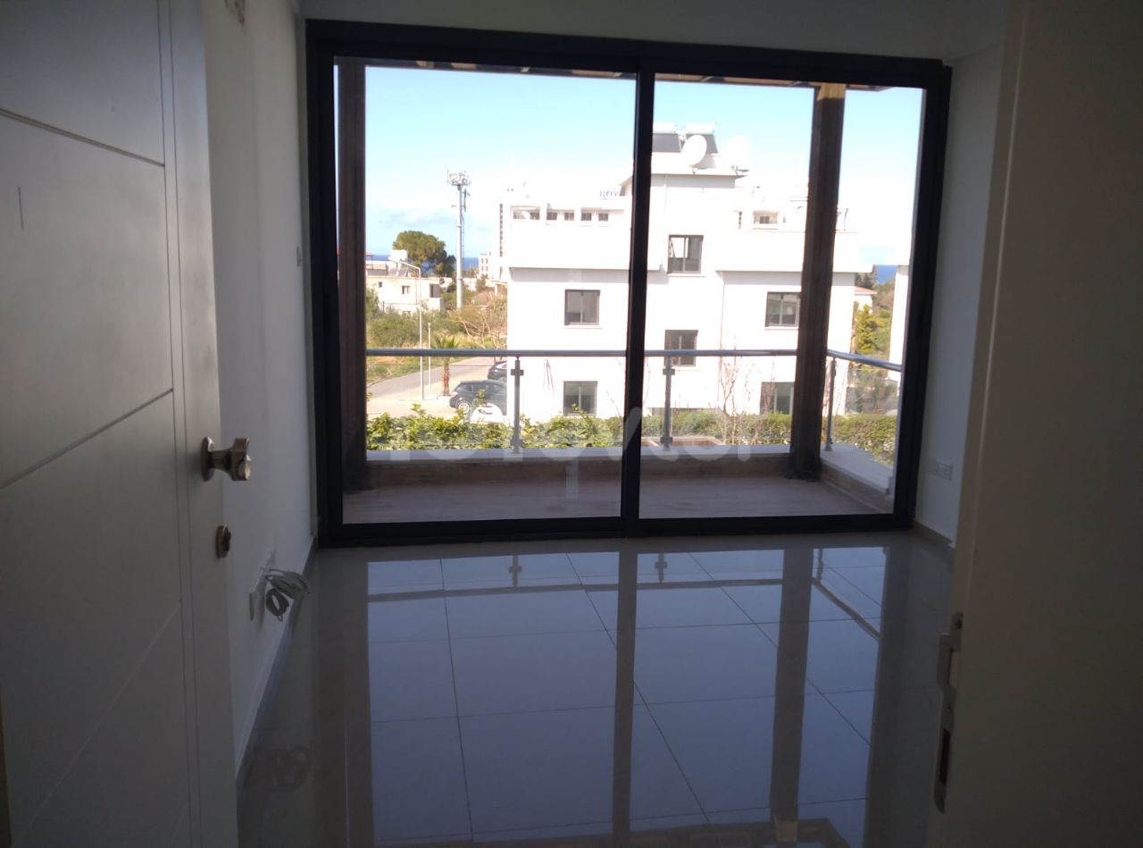 READY TO MOVE IN 1+1 APARTMENTS IN ALSANCAK  