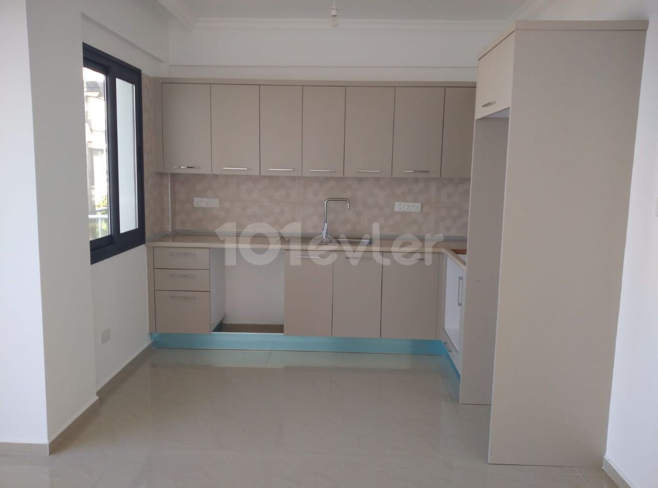 READY TO MOVE IN 1+1 APARTMENTS IN ALSANCAK  