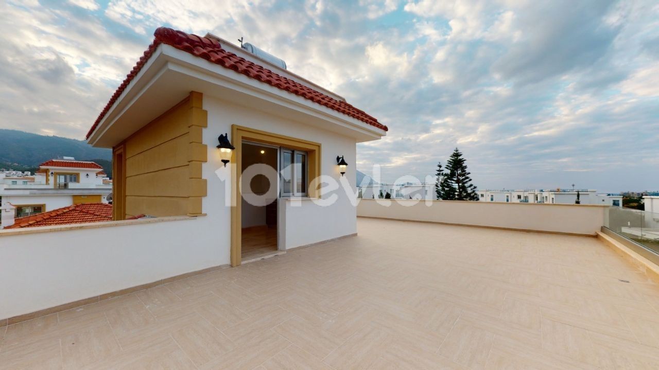 VILLA FOR SALE IN GİRNE ALSANCAK WALKING DISTANCE TO THE SEA