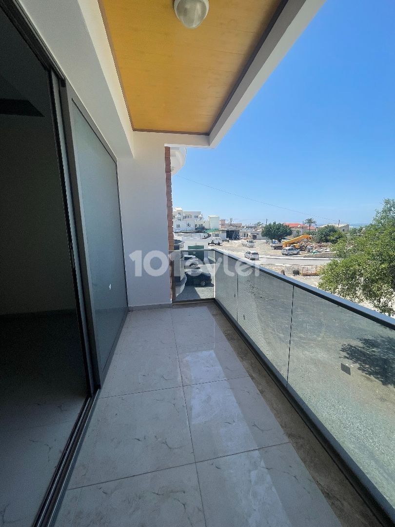 Ready to Move 2+1 Apartment with Sea and Mountain Views in Alsancak, Kyrenia