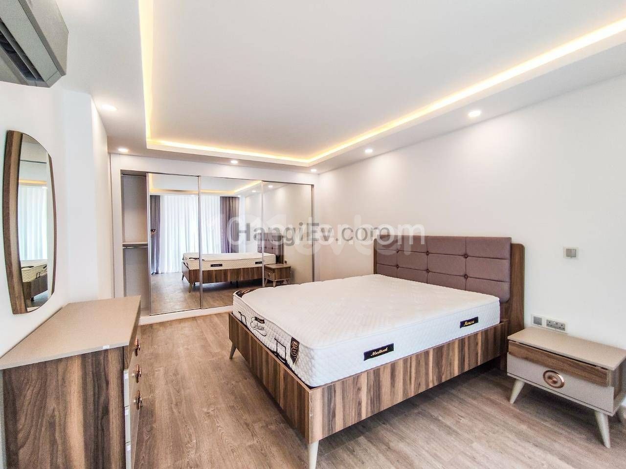 Luxury 4+1 Apartment for Rent in Kyrenia Center