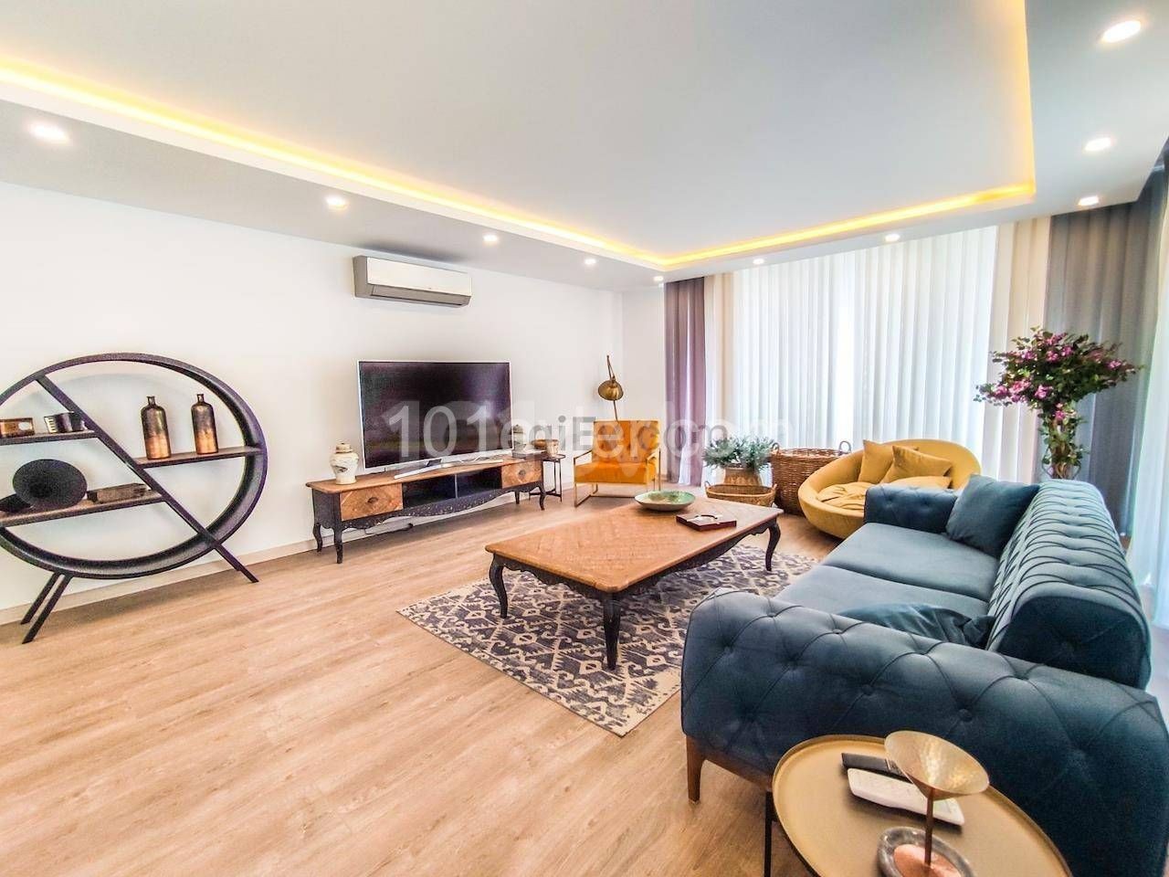 Luxury 4+1 Apartment for Rent in Kyrenia Center