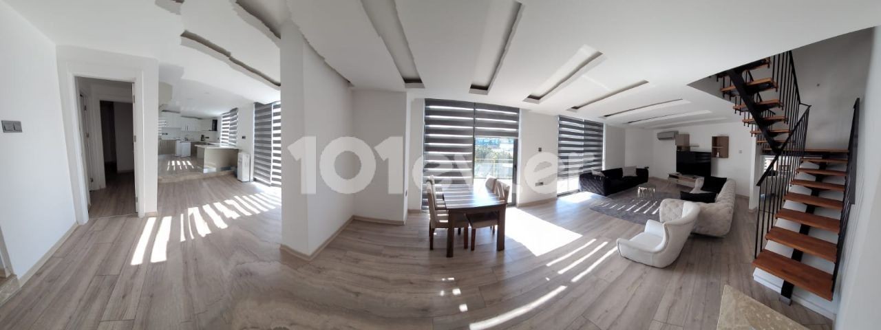 Duplex-Penthouse-Wohnung zur Miete in Kyrenia Zentrum