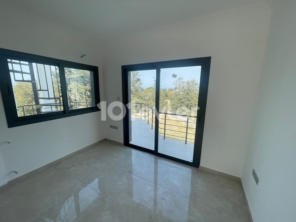 Villa with Large Garden for Sale in Kyrenia Alsancak Region