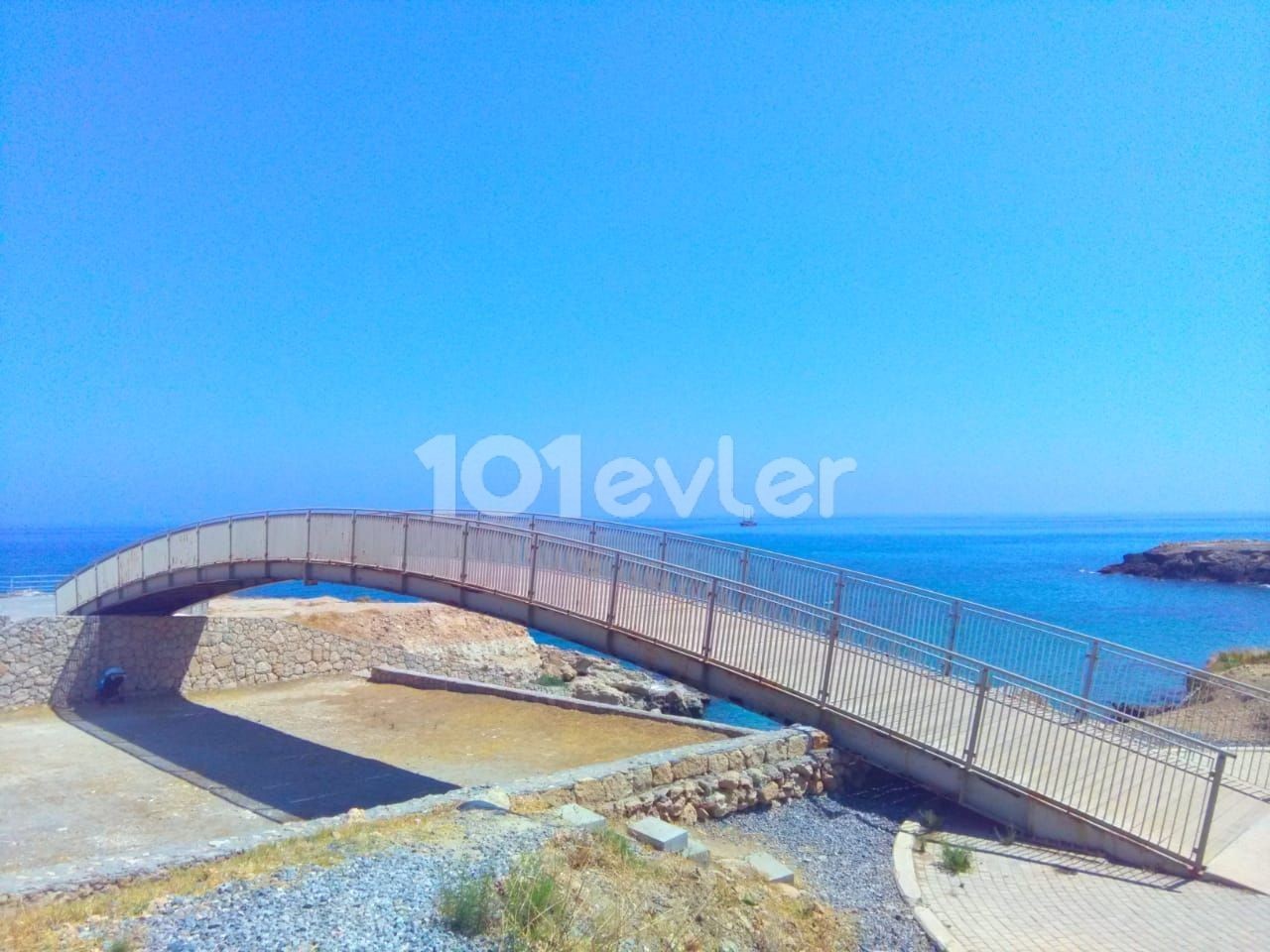 Kyrenia Lapta 3+1 Beachfront Villa with Spectacular Sea View /Common Pool/