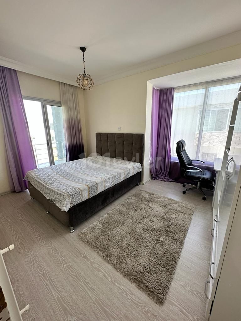 LEFKOŞA MİNARELİKÖY'DE SATILIK EŞYALI  3+1 DUBLEX DAİRE