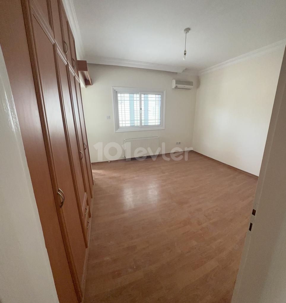 3+1 DUBLEX FOR SALE IN NICOSIA ORTAKOY