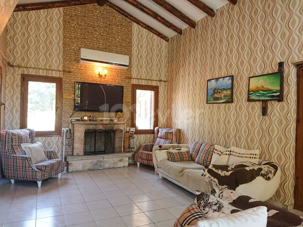 VILLA MIT 4+1 GELEGENHEITEN ZUM VERKAUF IN KYRENIA YESILTEPE