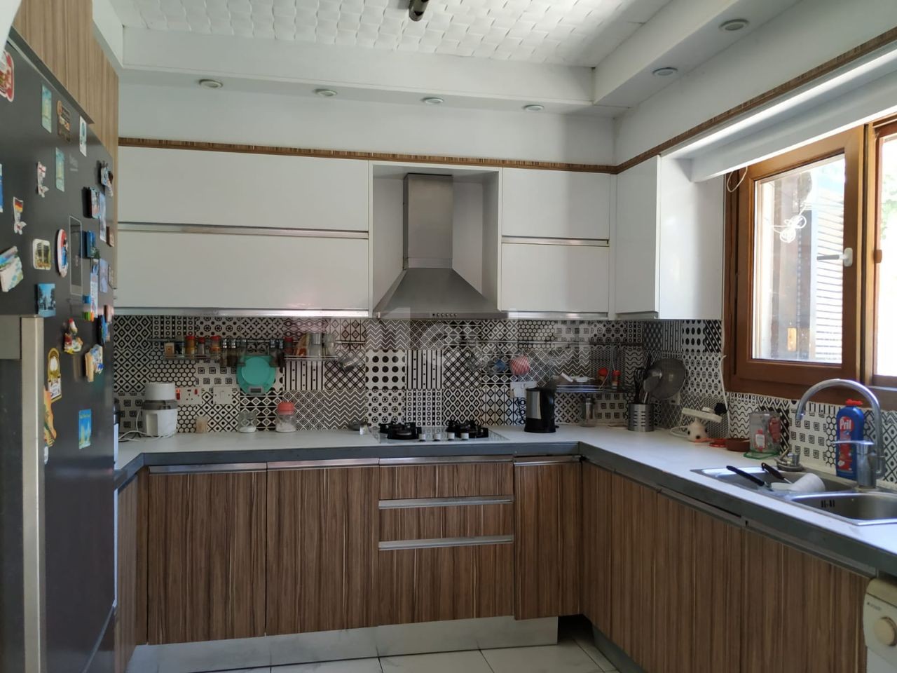 VILLA MIT 4+1 GELEGENHEITEN ZUM VERKAUF IN KYRENIA YESILTEPE