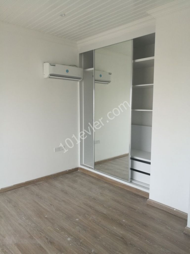 Flat For Sale in Girne Merkez, Kyrenia