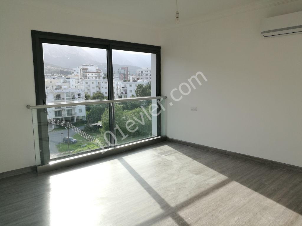 Flat For Sale in Girne Merkez, Kyrenia