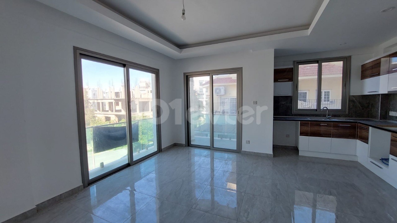 Penthouse with a magnificent view of the center of Kyrenia ** 