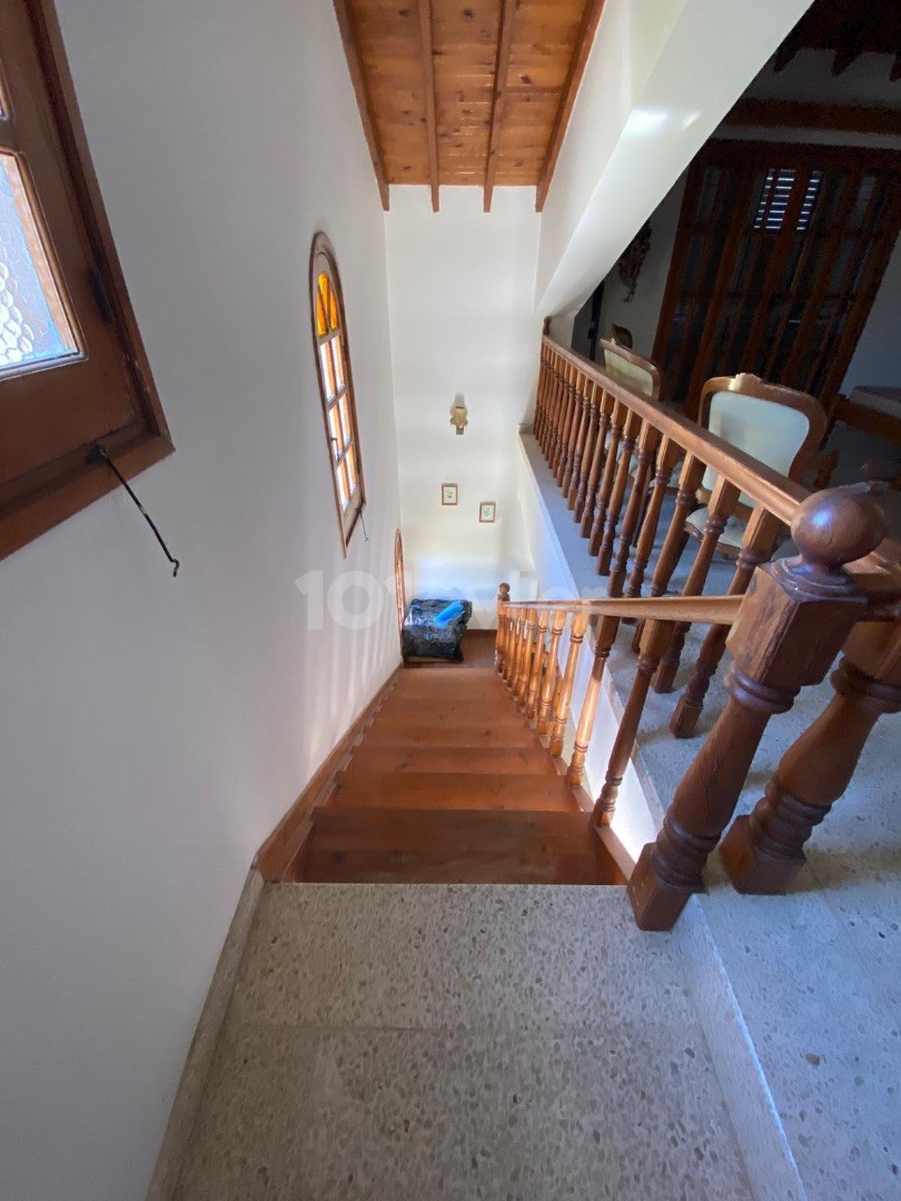 Authentic villa in Yeşiltepe ** 