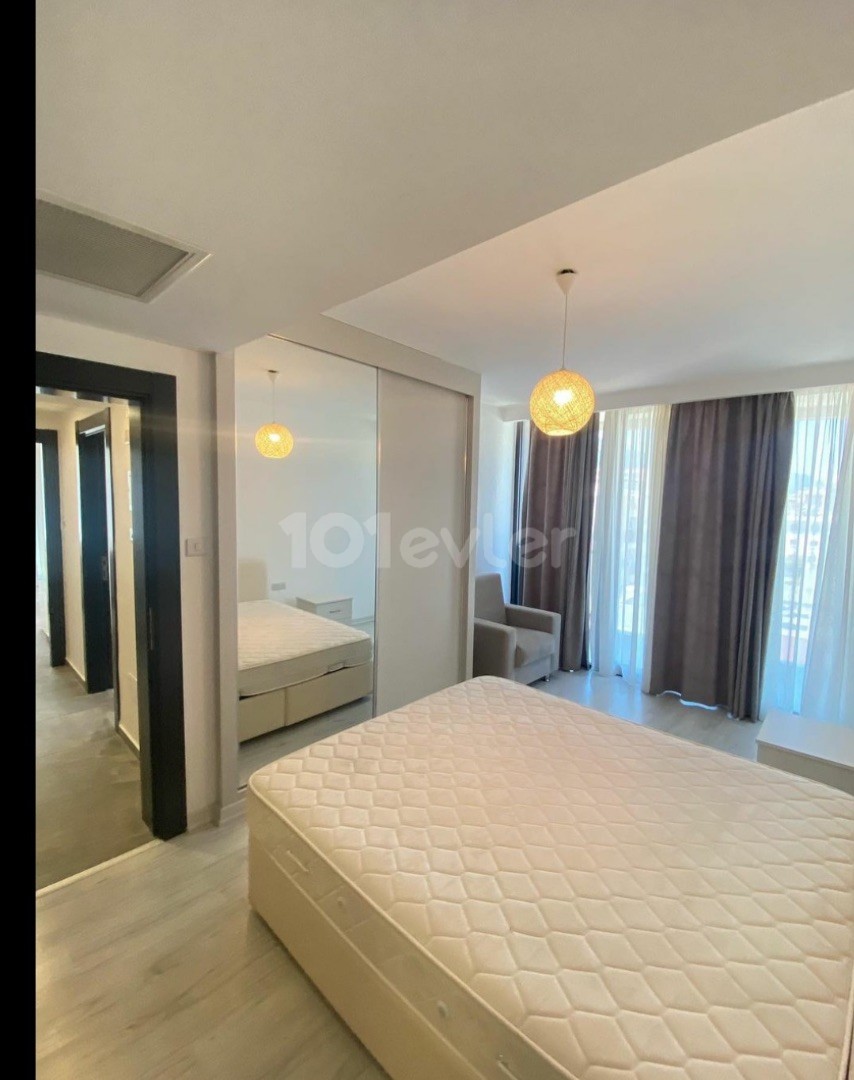 VERY LUXURIOUS 2 +1 RENTAL APARTMENT IN THE HEART OF KYRENIA! THE MOST BEAUTIFUL APARTMENT IN THE MOST LUXURIOUS BUILDING ** 