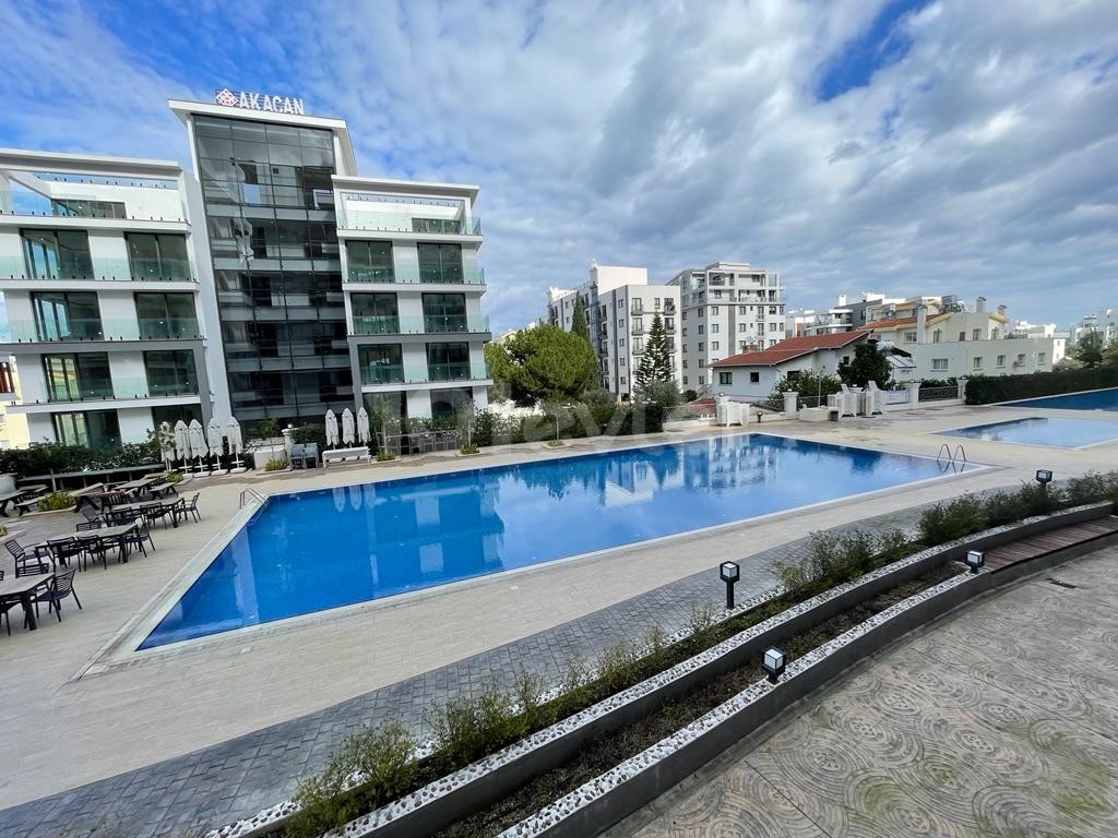 Voll möblierte 125m2 große 2+1 Luxuswohnung mit Terrasse mit Gemeinschaftspool in Kyrenia Central elegance ** 