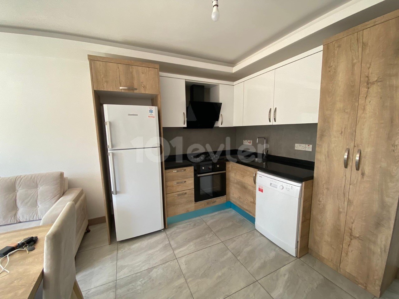 AMAZING INVESTMENT OPPORTUNITY! FULLY FURNISHED TRANSFORMER PAID 2+1 KYRENIA CENTRAL SPACIOUS APARTMENT WITH ELEVATOR IN A LUXURY BUILDING ** 