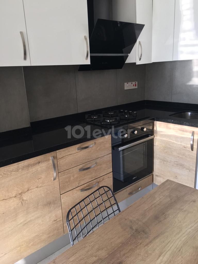 2+1 LUXURIOUS FLAT FOR RENT IN THE CENTER OF KYRENIA