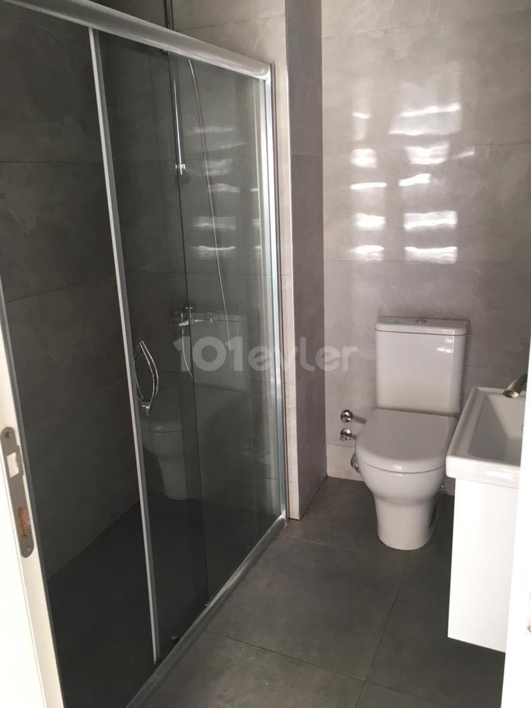 2+1 LUXURIOUS FLAT FOR RENT IN THE CENTER OF KYRENIA