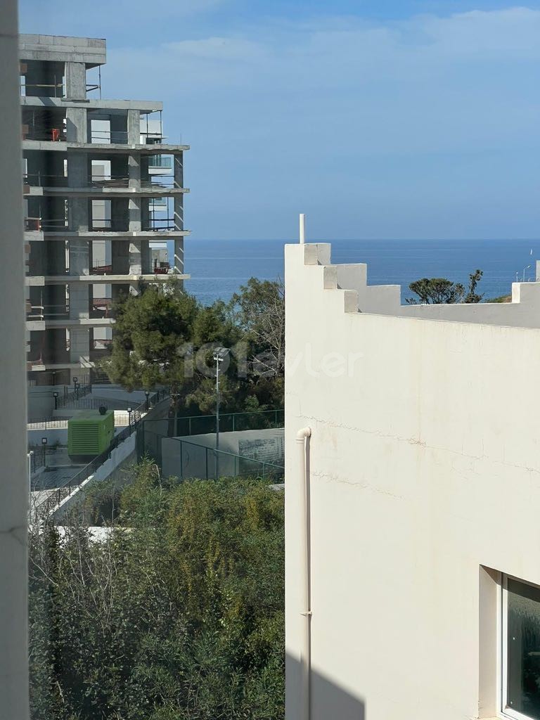 1+1 FULLY FURNISHED FLAT NEAR KYRENIA CENTER AKPINAR CIRCLE