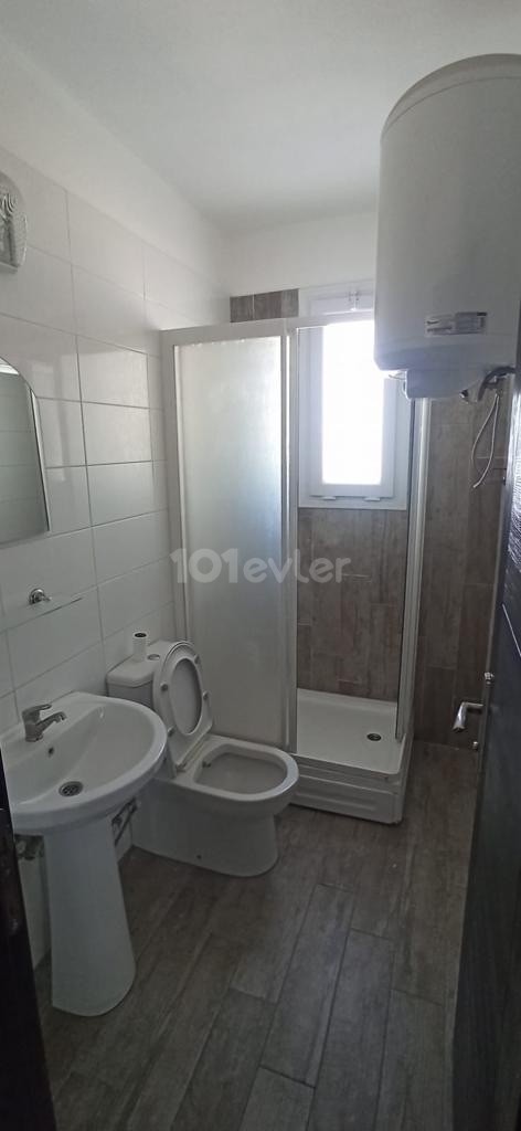 Full Eşyalı Girne Merkez 2+1 Manzaralı Geniş ve Ferah PENTHOUSE 