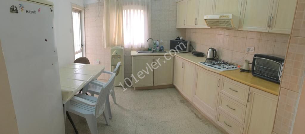 K.3 + 1 Air-Conditioned Apartment with Garden on the Ground Floor for Rent in Kaymaklı. ** 