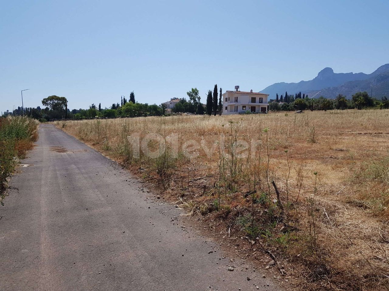 Land for sale in Kyrenia, Ozankoy with Mountain and Sea view ** 