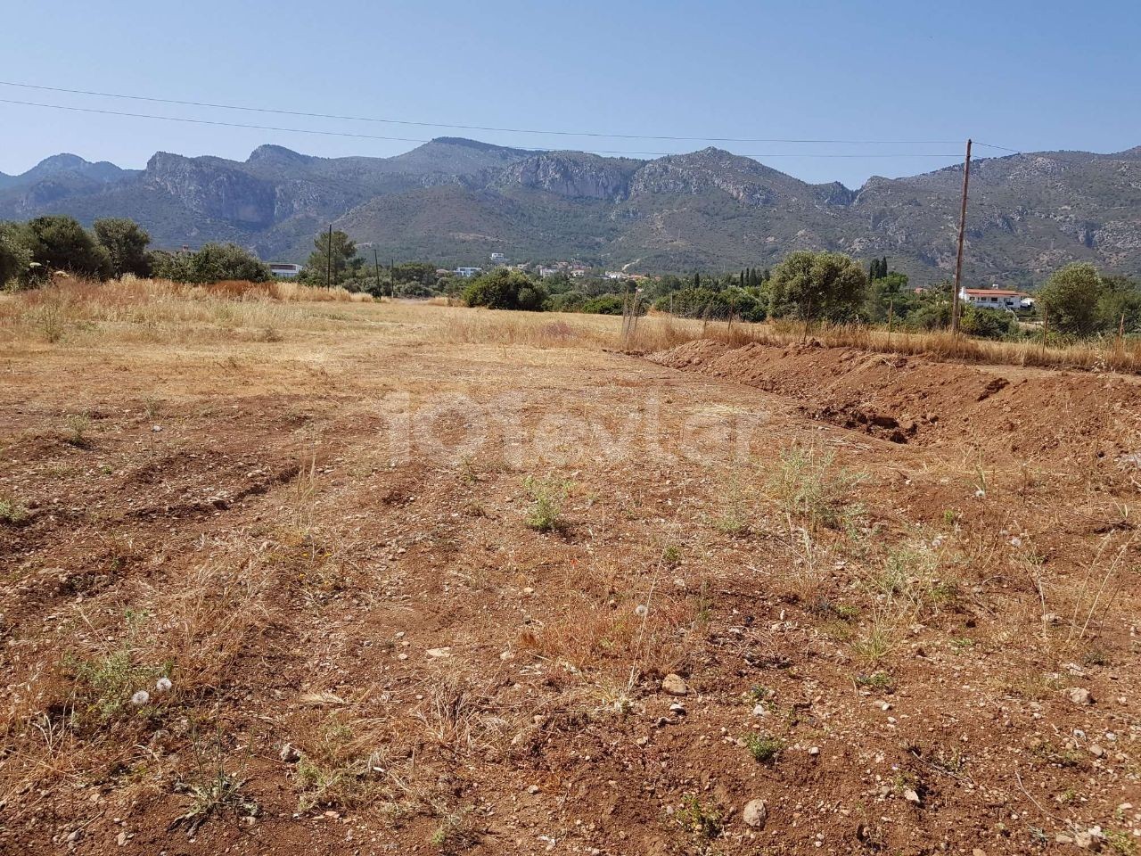 Land for sale in Kyrenia, Ozankoy with Mountain and Sea view ** 