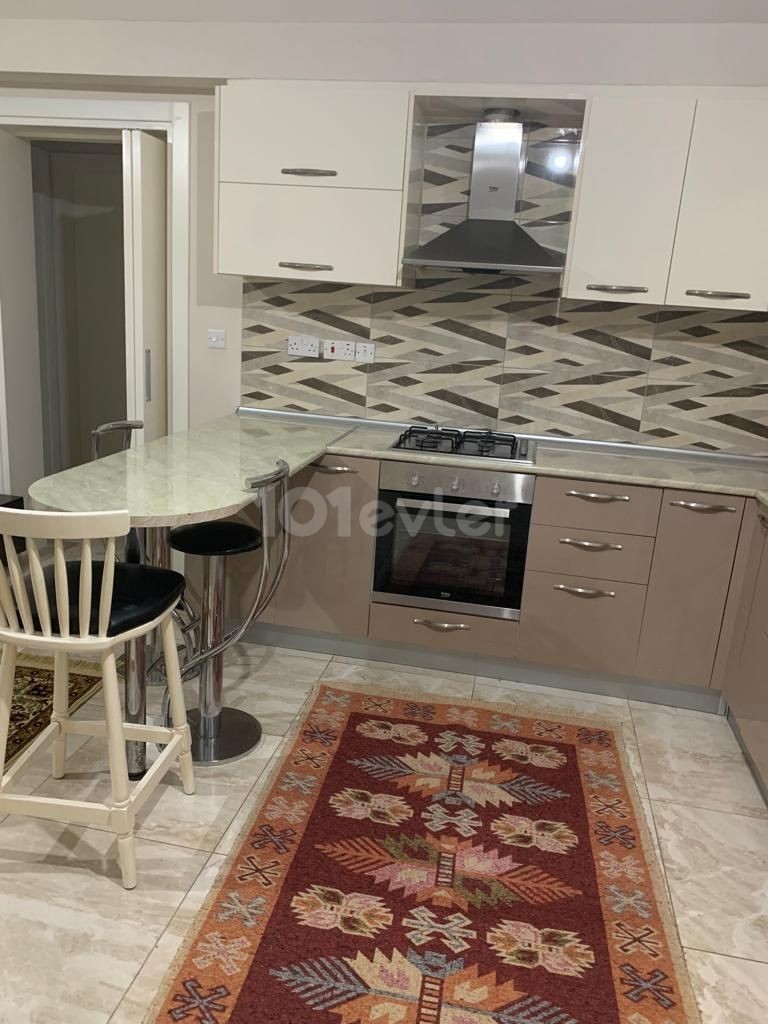 Mağusa şehir merkezinde kiralık 2+1 daire