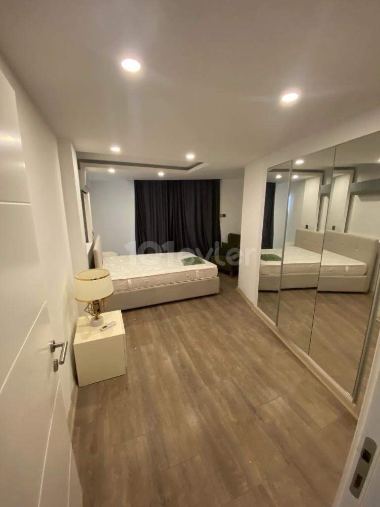 GİRNE MERKEZ’DE KİRALIK 3+1 PENTHOUSE