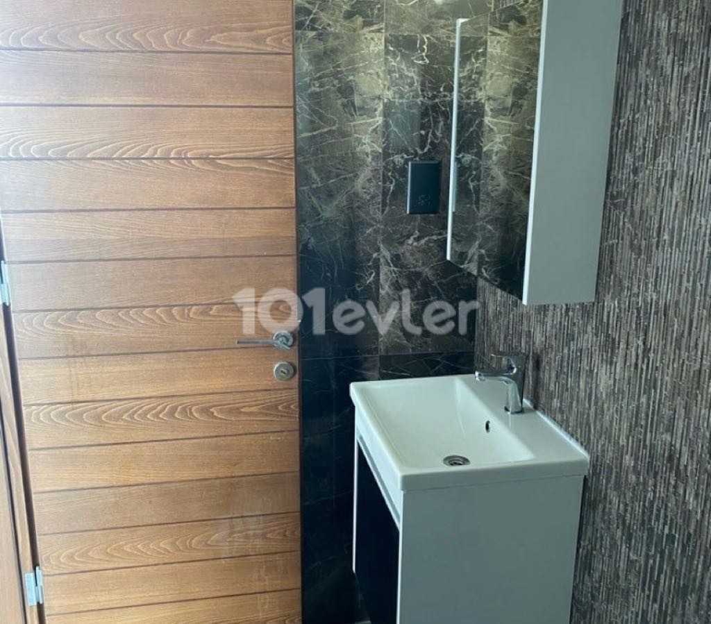 2+1 FOR RENT IN KYRENIA CENTER