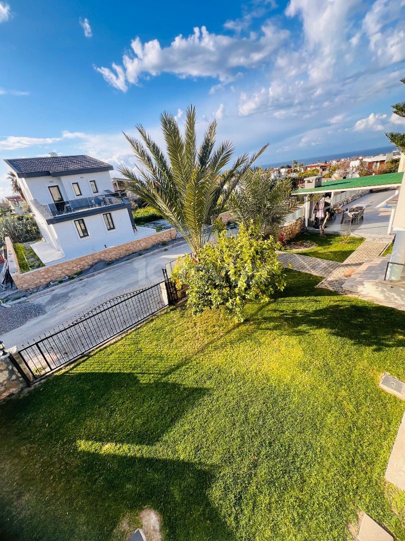 4+1 VILLA WITH PRIVATE POOL IN KYRENIA LAPTA