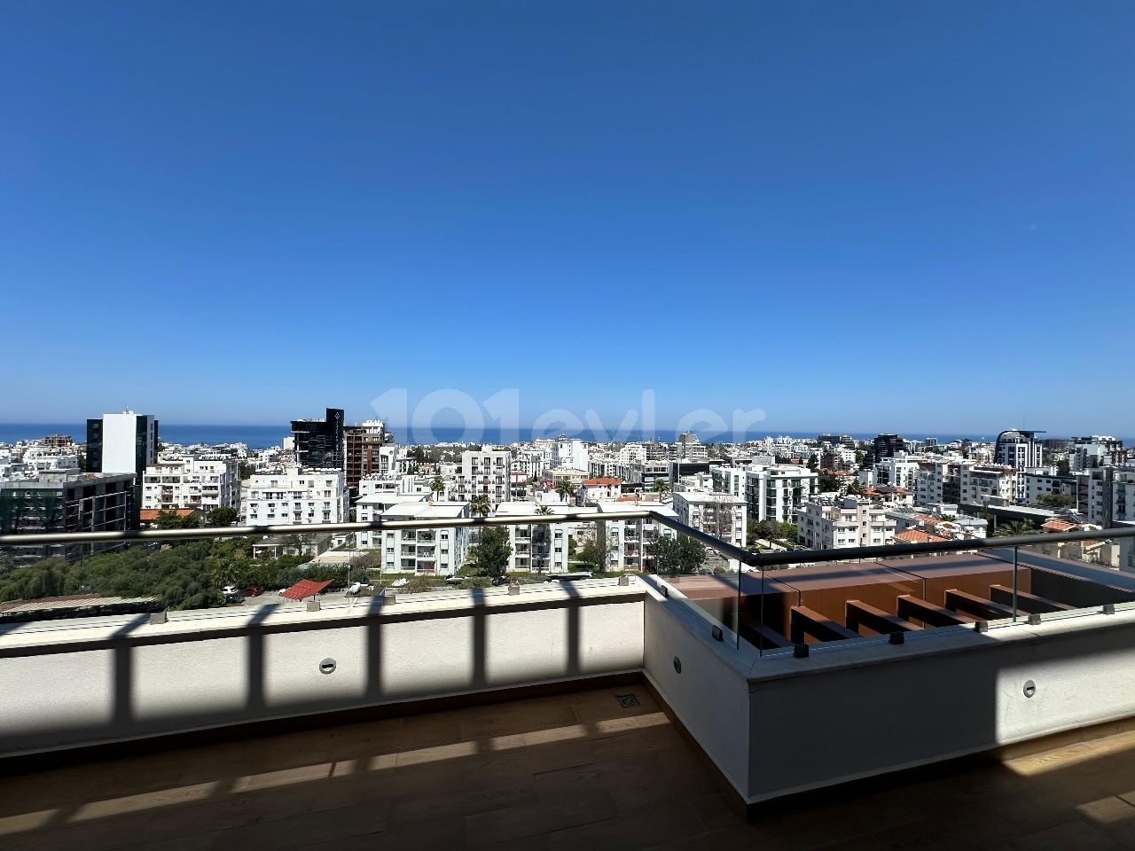 3+1 PENTHOUSE FOR RENT IN KYRENIA CENTER