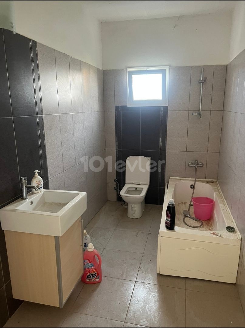 Detached House For Sale in Iskele Topcukoy