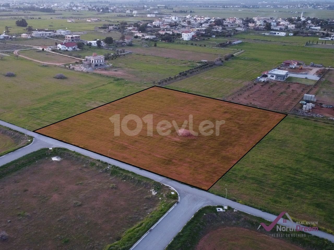 Residential Zoned Plot For Sale in Ötüken, Iskele