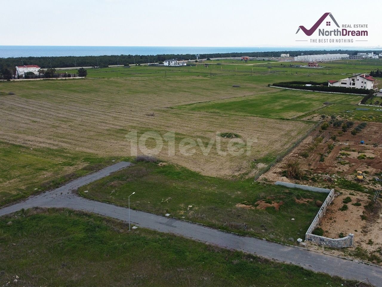 Land Open for Development Close to the Sea and Road in Ötüken