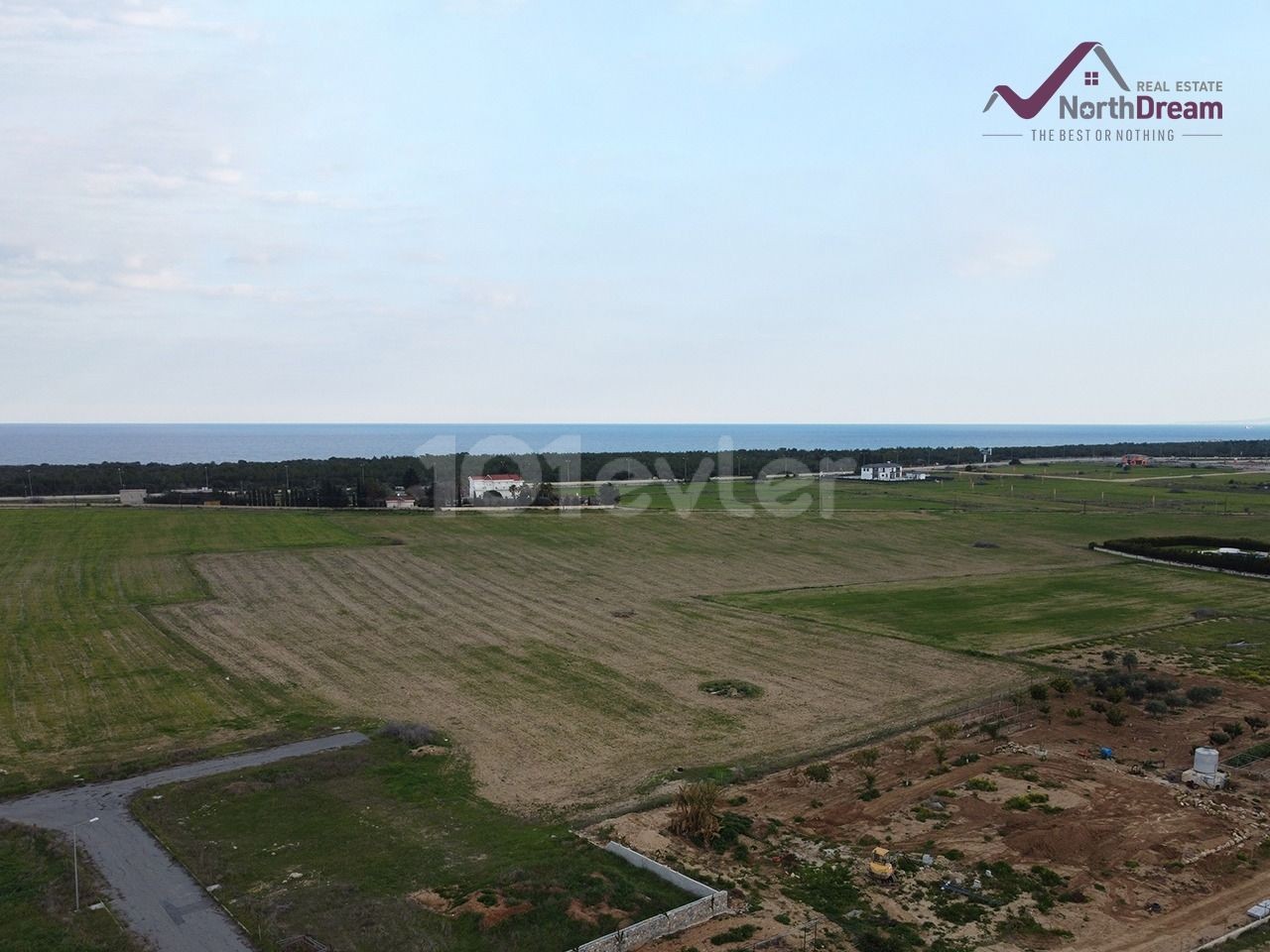 Land Open for Development Close to the Sea and Road in Ötüken