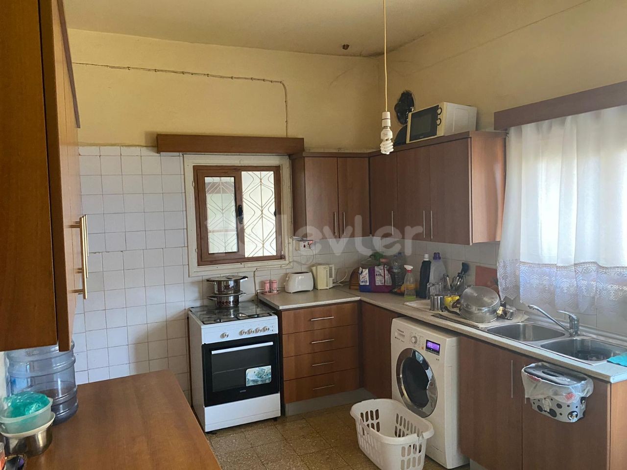 GAZIMAĞUSA MARAS 3+1 UPPER AND LOWER DETACHED HOUSE FOR SALE