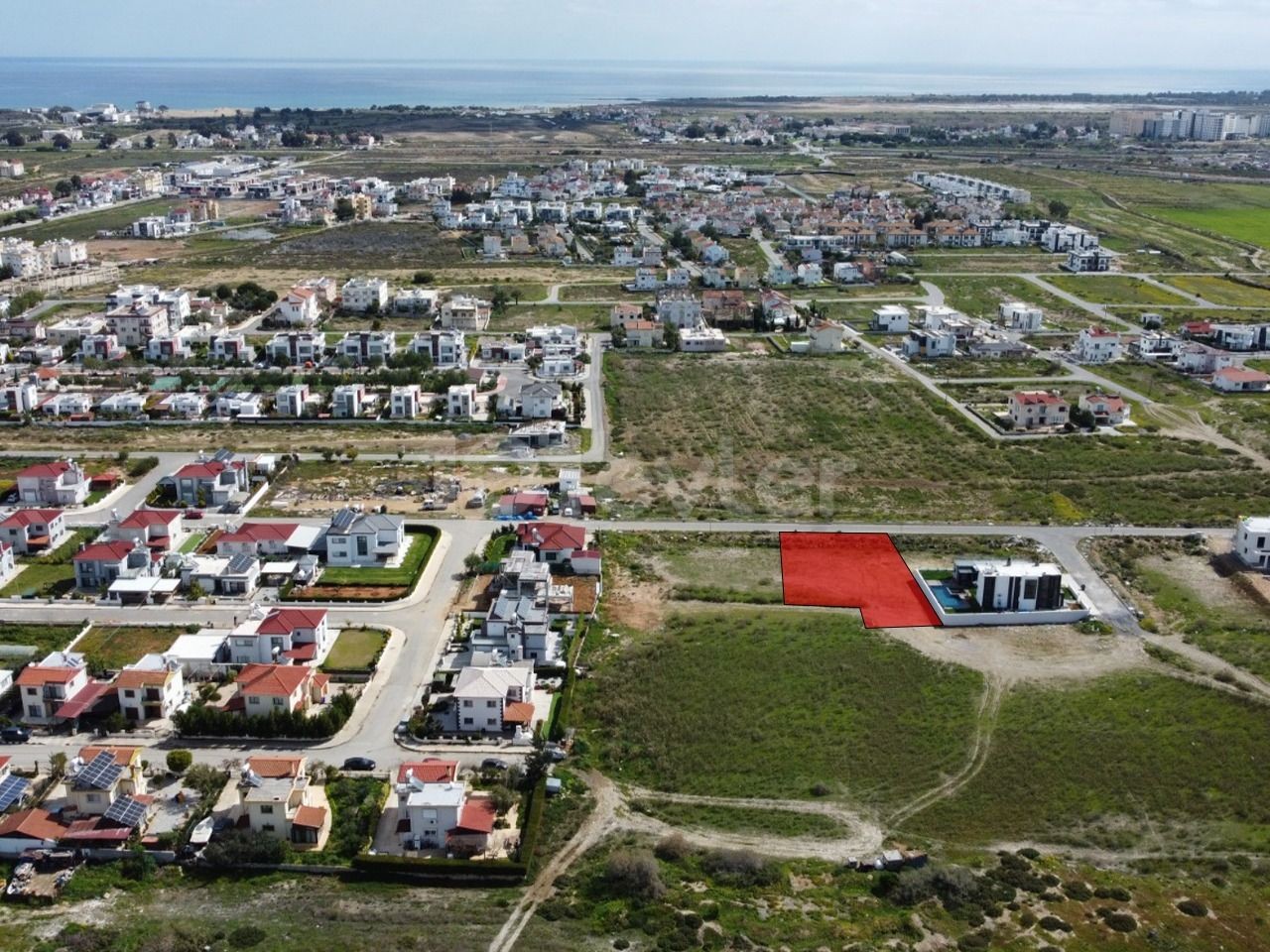 GRUNDSTÜCK GEEIGNET FÜR DEN BAU EINES FREISTEHENDEN HAUSES IN TUZLA, FAMAGUSTA