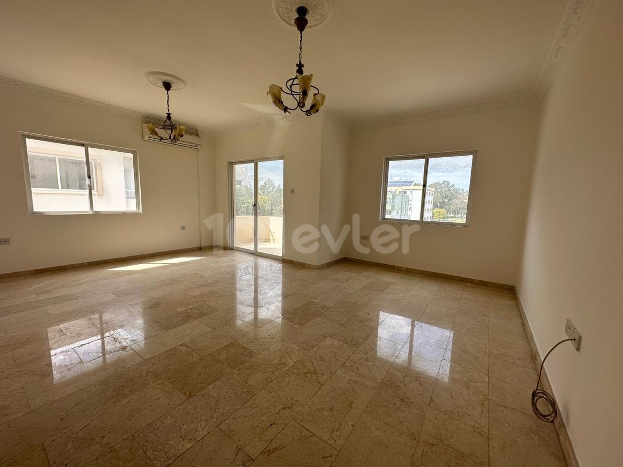 3+1 APARTMENT FOR SALE IN GÜLSEREN, FAMAGUSTA