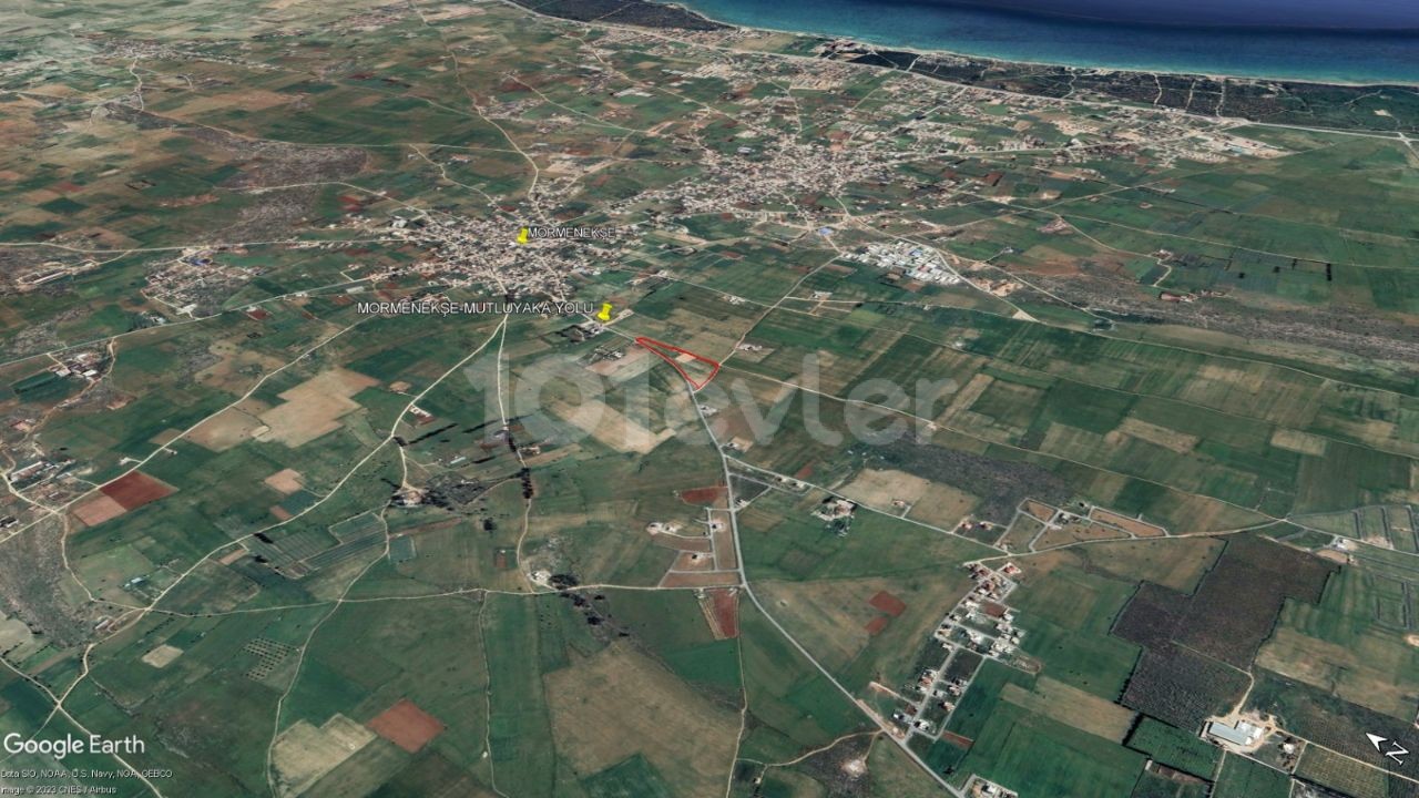 LAND FOR SALE BETWEEN MORMENEKŞE-MUTLUYAKA IN FAMAGUSTA