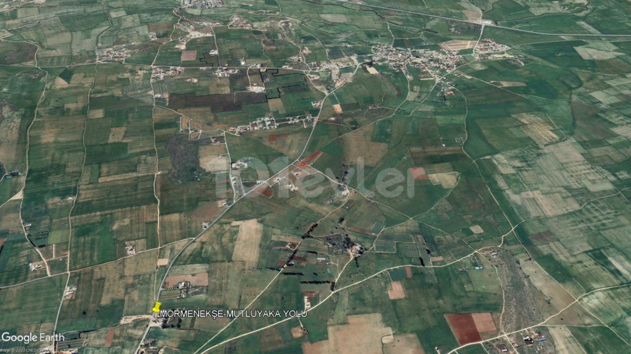 INVESTMENT OPPORTUNITY!!!! LAND FOR SALE BETWEEN GAZIMAGUSA MUTLUYAKA-MORMENEKŞE