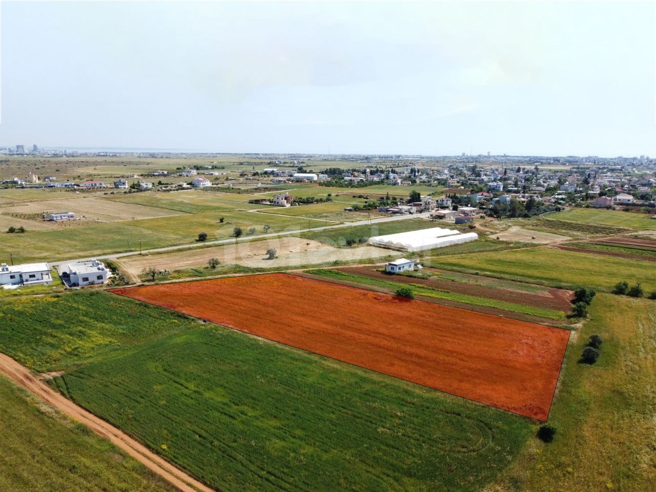 Die Gelegenheit ! Land zu verkaufen in Famagusta Mormenekşe