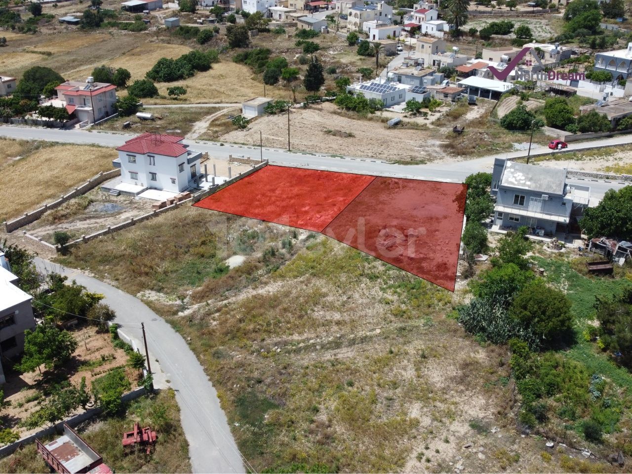 GAZIMAĞUSA YADİKONUK VILLAGE 2 PLOTS FOR SALE