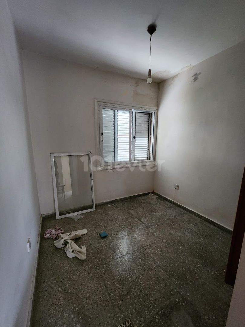 HOUSE FOR SALE IN GAZİMAĞUSA CENTER