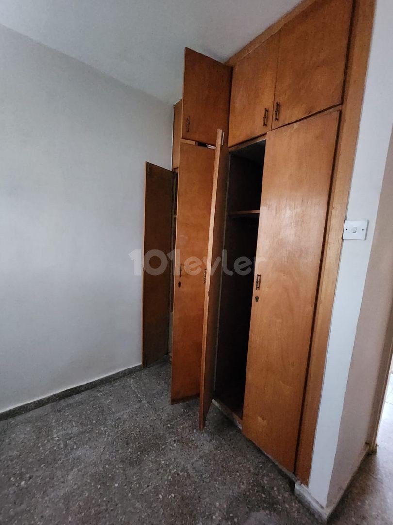 HOUSE FOR SALE IN GAZİMAĞUSA CENTER