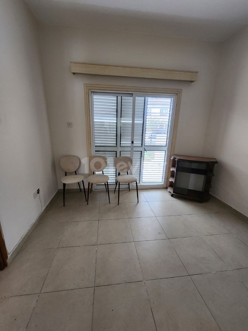 HOUSE FOR SALE IN GAZİMAĞUSA CENTER